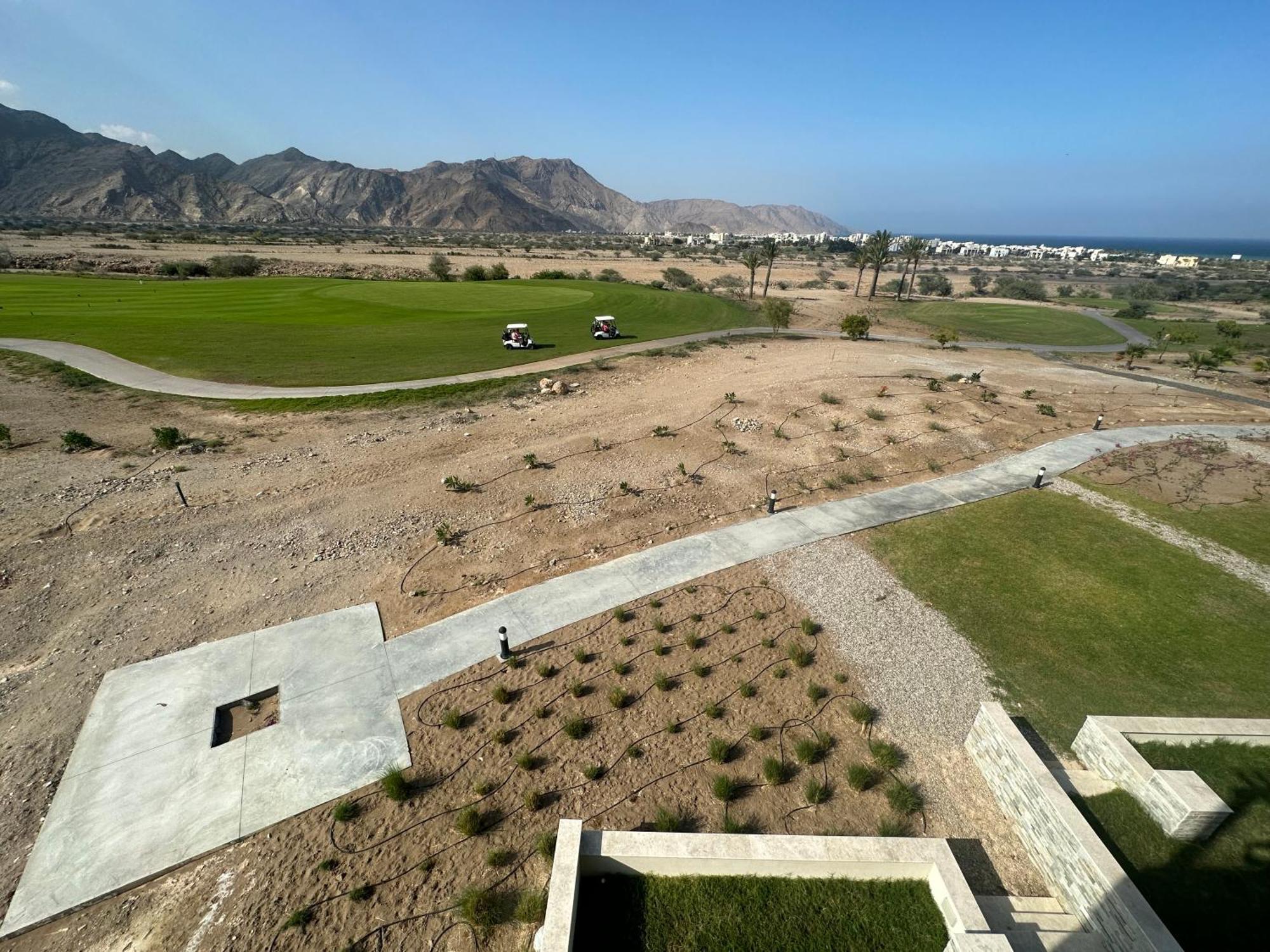Apartment Panoramic Golf Views And Comfort As Sifah